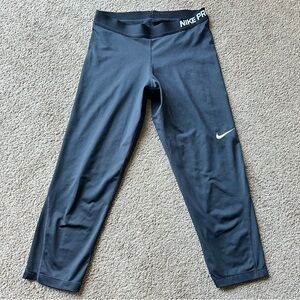 Nike Pro Black Capris